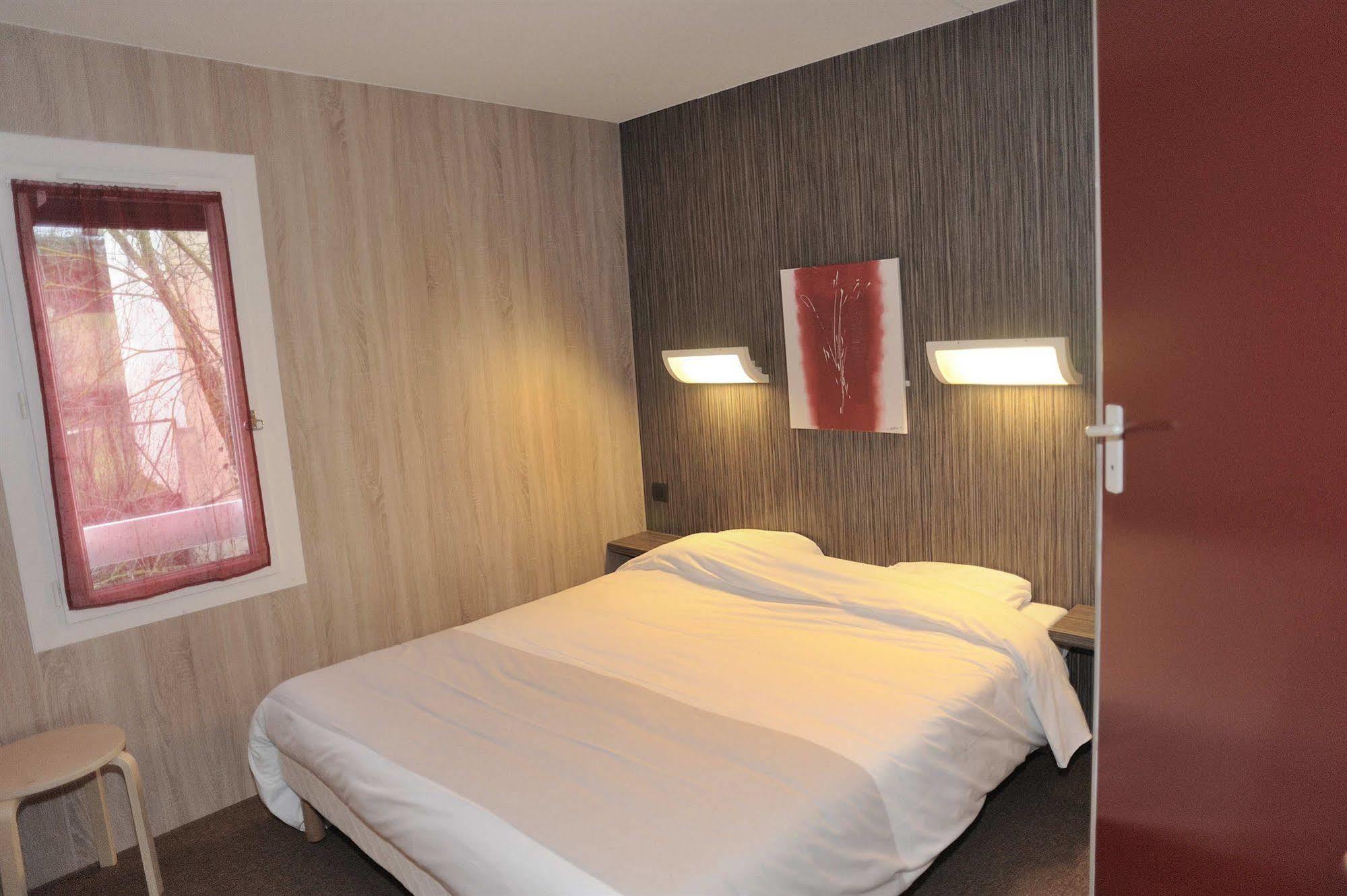 Onet-le-Château Hotel 4 Saisons المظهر الخارجي الصورة